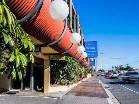 Comfort Inn And Suites Manhattan - Northern Rivers Accommodation 0