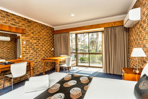 Hume Country Motor Inn - Northern Rivers Accommodation 6