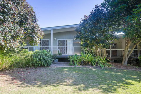 Fingal Bay Holiday Park - Northern Rivers Accommodation 3