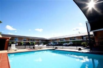 Golden West Motor Inn - Northern Rivers Accommodation 5