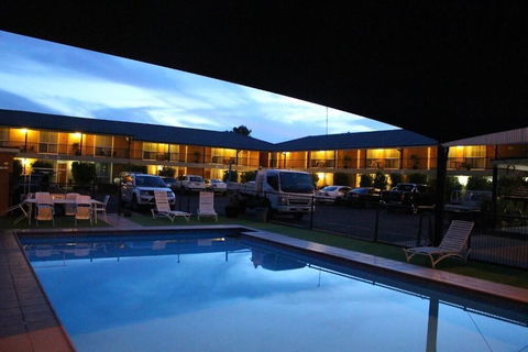 Golden West Motor Inn - Northern Rivers Accommodation 4