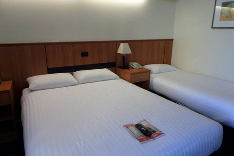 Comfort Hotel Perth City - Northern Rivers Accommodation 3