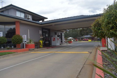 Meninya Palms Moama - Northern Rivers Accommodation 1