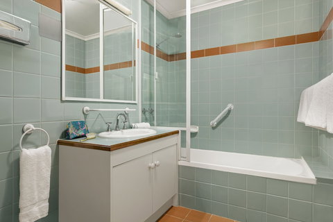 Quest Waterfront Serviced Apartments - Northern Rivers Accommodation 6