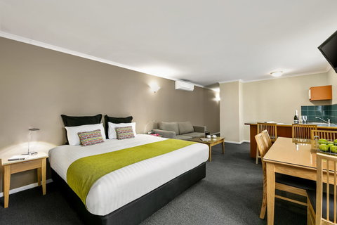 Quest Waterfront Serviced Apartments - Northern Rivers Accommodation 5