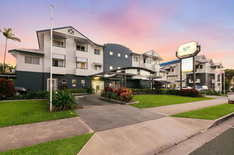 Cairns Queens Court - Northern Rivers Accommodation 2