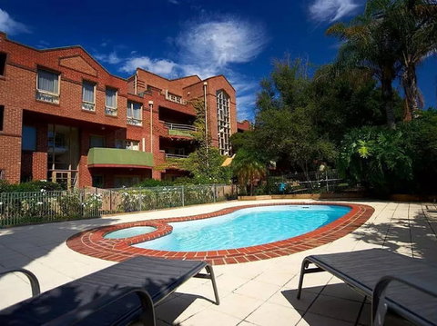 Comfort Apartments Royal Gardens - Northern Rivers Accommodation 3