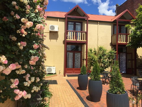 Art Hotel On York - Northern Rivers Accommodation 0