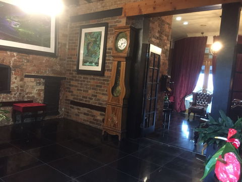 Art Hotel On York - Northern Rivers Accommodation 2