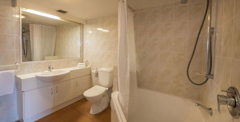Tropic Towers Apartments - Northern Rivers Accommodation 4