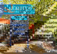 Quality Hotel Manor - Northern Rivers Accommodation