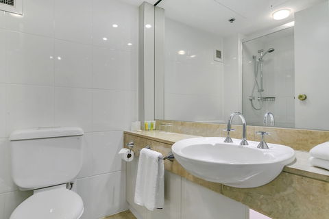 Stamford Plaza Adelaide - Northern Rivers Accommodation 5