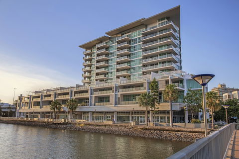 M1 Resort Maroochydore - Northern Rivers Accommodation 1