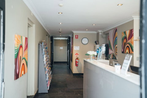 UNO Hotel Sydney - Northern Rivers Accommodation 3