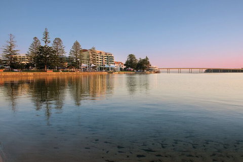 Oaks The Entrance Waterfront Suites - Northern Rivers Accommodation 7