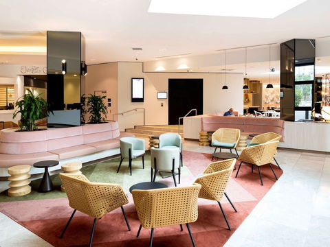 Novotel Sydney International Airport Hotel - Northern Rivers Accommodation 1