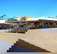Cascade Motel In Townsville - Northern Rivers Accommodation