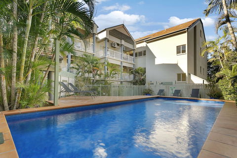 Quest On Story Bridge - Northern Rivers Accommodation 1