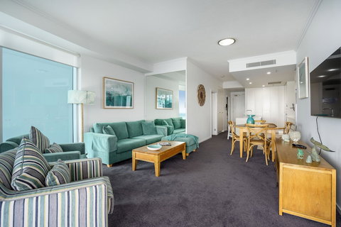 Reflection Tower Two - Northern Rivers Accommodation 5