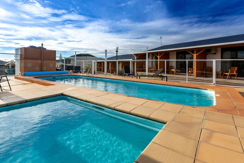 Beachfront At Bicheno - Northern Rivers Accommodation 1