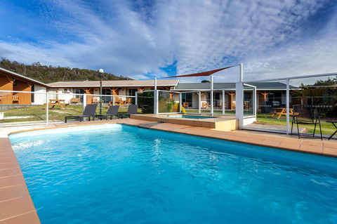 Beachfront At Bicheno - Northern Rivers Accommodation 2
