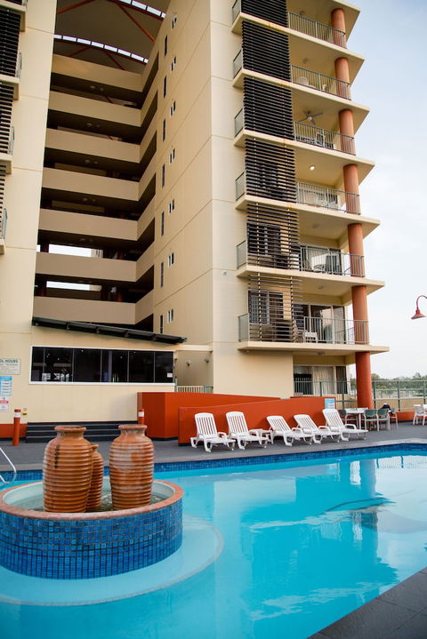 Cullen Bay Resort - Northern Rivers Accommodation 5