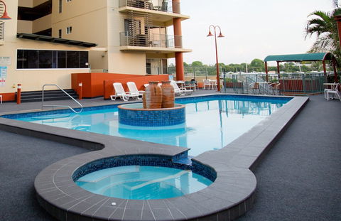 Cullen Bay Resort - Northern Rivers Accommodation 3