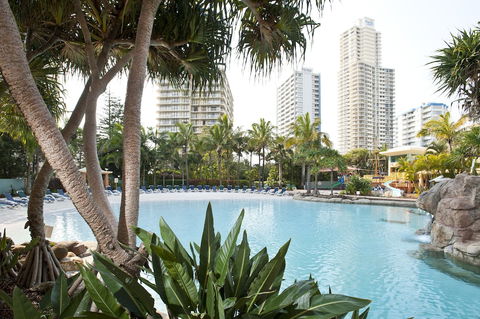 Mantra Crown Towers - Northern Rivers Accommodation 4