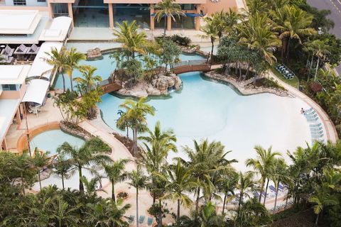 Mantra Crown Towers - Northern Rivers Accommodation 3