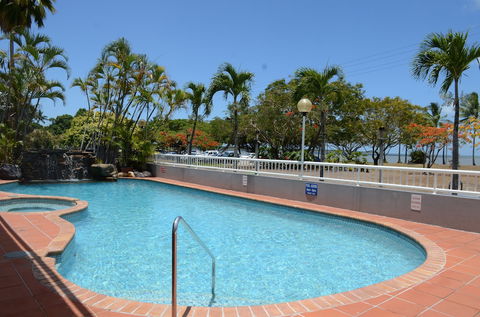 Acacia Court Hotel - Northern Rivers Accommodation 1