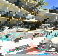 Cairns Queenslander Hotel  Apartments - Northern Rivers Accommodation