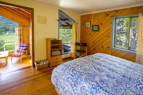 Wisteria Cottage And Cabins - Northern Rivers Accommodation 5