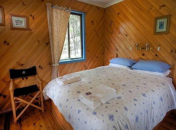 Wisteria Cottage And Cabins - Northern Rivers Accommodation 6
