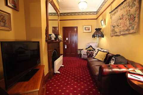 The Grand On Macfie - Northern Rivers Accommodation 2