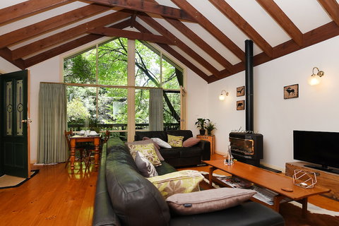 Cambridge Cottages Bed & Breakfast - Northern Rivers Accommodation 1