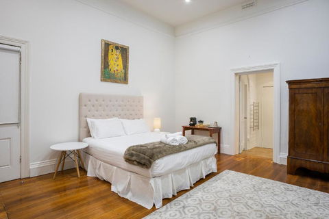 Roxburgh House Apartments - Northern Rivers Accommodation 1