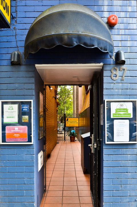 Blue Parrot Backpackers - Northern Rivers Accommodation 0