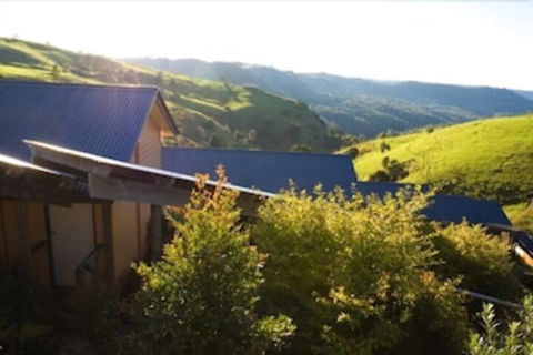 Top Of The Hill - Northern Rivers Accommodation 2