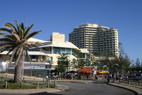 Scarborough & Absolutely Beachfront - Northern Rivers Accommodation 2