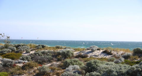 Scarborough & Absolutely Beachfront - Northern Rivers Accommodation 4