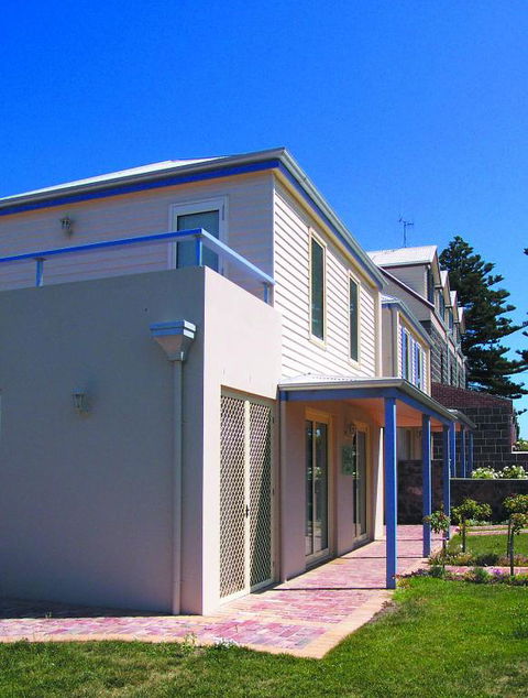 Dockside Waterfront Indulgence - Northern Rivers Accommodation 3