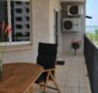 Inner city Cardona Court apartment - Northern Rivers Accommodation