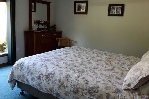 Eagles Roost Farmstay B & B - Northern Rivers Accommodation 2
