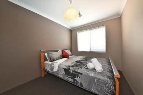Brighton Beachside Hideaway - Northern Rivers Accommodation 5