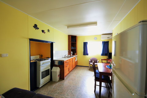 Baudin Beach Apartments - Northern Rivers Accommodation 6