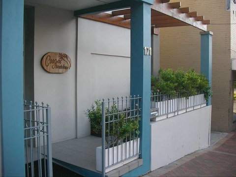 Coogee Beach House - Hostel - Northern Rivers Accommodation 0
