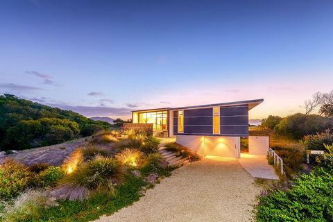 Cloudy Bay Beach House - Northern Rivers Accommodation 2
