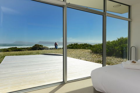 Cloudy Bay Beach House - Northern Rivers Accommodation 3