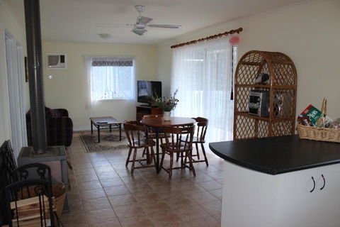 Dixiglen Farm - Northern Rivers Accommodation 5