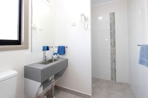 Reef Gardens Motel - Northern Rivers Accommodation 3